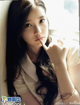 张一山娱乐吃瓜引发热议，网友关注真相背后细节